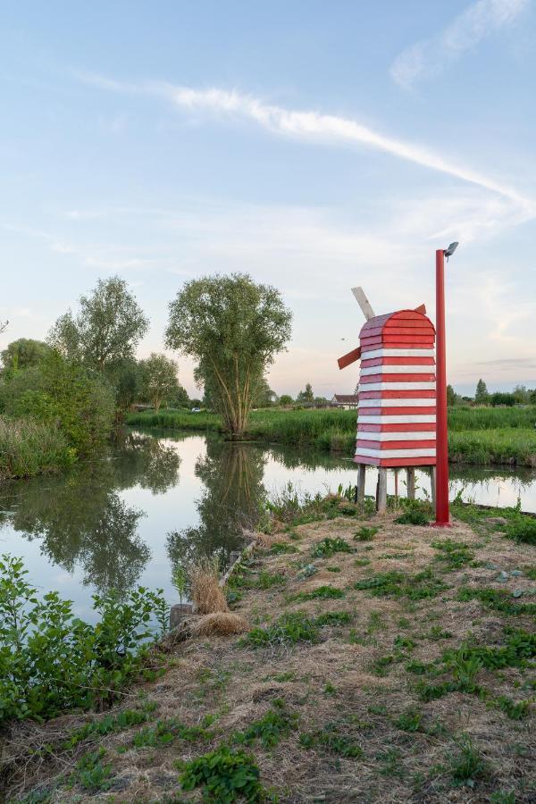 LE MOULIN ROUGE CLAIRMARAIS GITE Le Grébe Extérieur photo